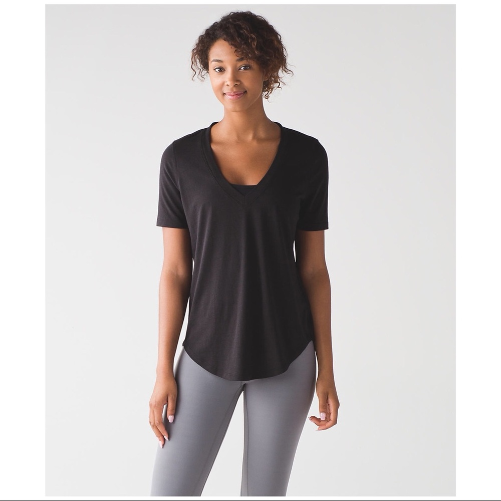 NWT Lululemon Love Tee III - SZ 2
